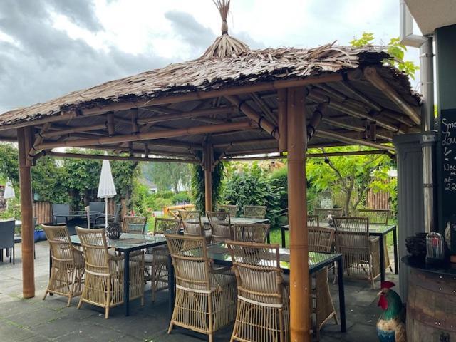 Zu Jeddelohs Lodge Hotel Gladenbach ภายนอก รูปภาพ