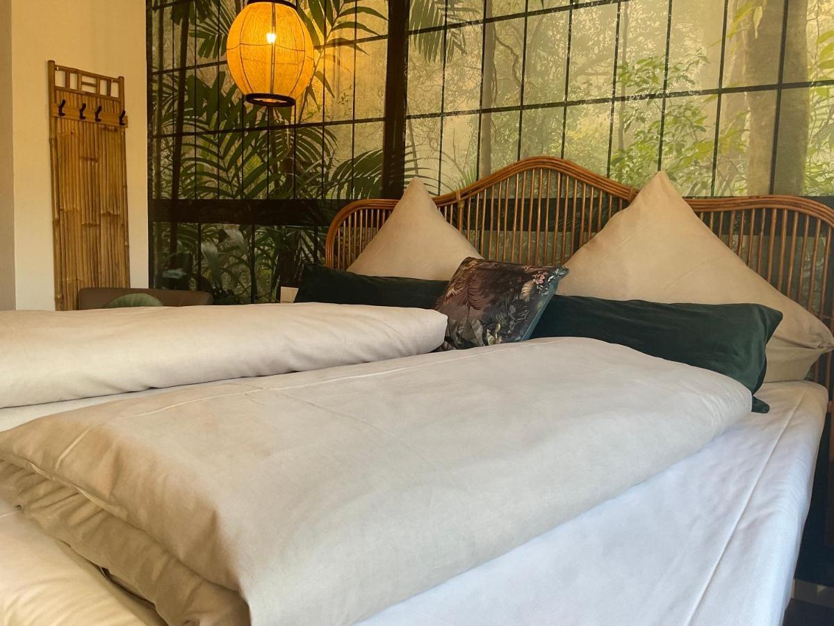 Zu Jeddelohs Lodge Hotel Gladenbach ภายนอก รูปภาพ