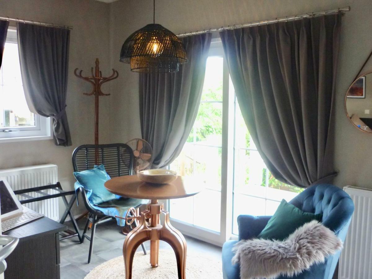Zu Jeddelohs Lodge Hotel Gladenbach ภายนอก รูปภาพ